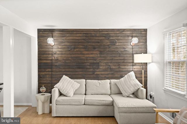 1417 DEERFIELD LN, Woodbridge, VA 22191