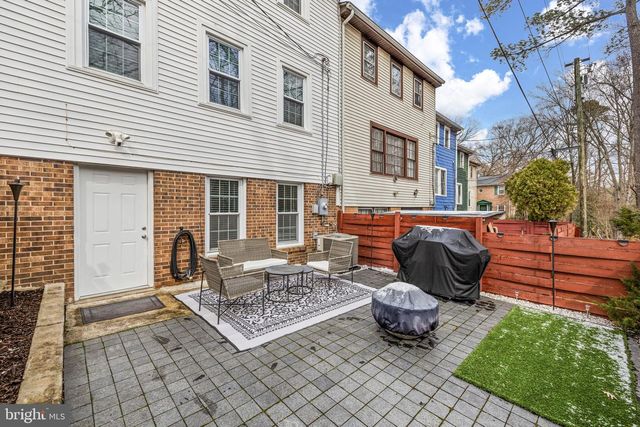 1417 DEERFIELD LN, Woodbridge, VA 22191