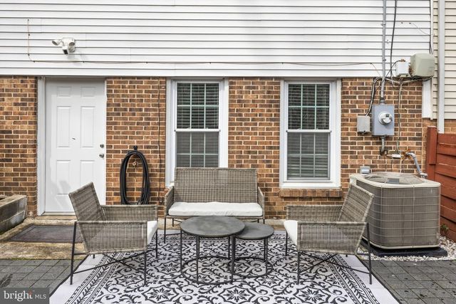 1417 DEERFIELD LN, Woodbridge, VA 22191