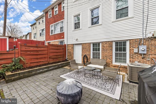 1417 DEERFIELD LN, Woodbridge, VA 22191