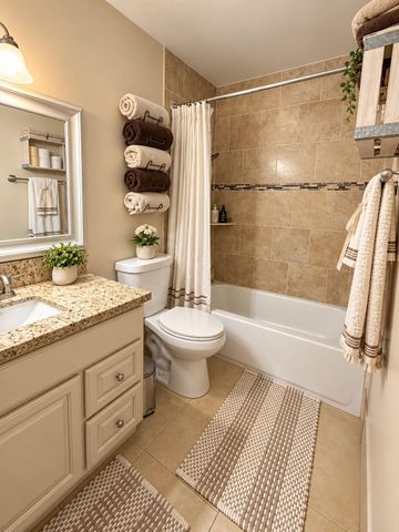 8787 Brae Acres Road 604, Houston, TX 77074