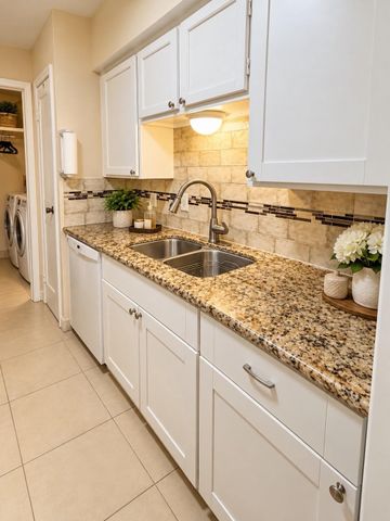 8787 Brae Acres Road 604, Houston, TX 77074