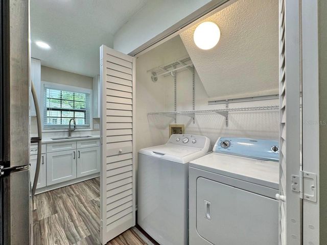 14042 LEMON VALLEY PLACE, Tampa, FL 33625