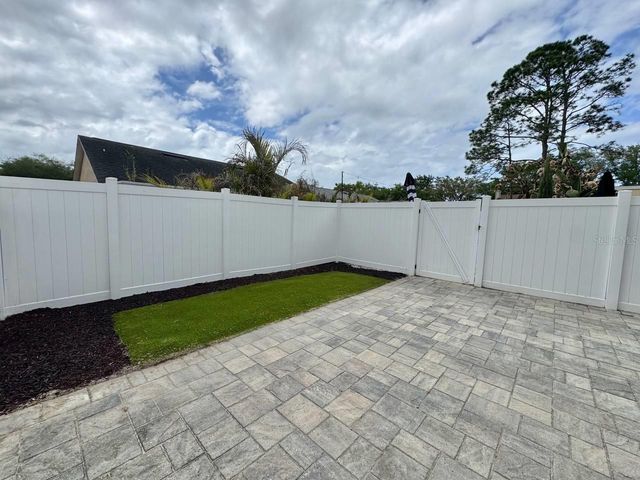 14042 LEMON VALLEY PLACE, Tampa, FL 33625