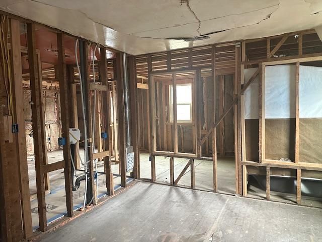 4584 E Inyo, Fresno, CA 93702