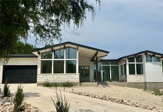20800 Henry Ave, Lago Vista, TX 78645