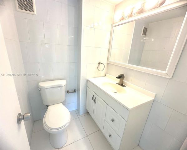 250 180th Dr 254, Sunny Isles Beach, FL 33160