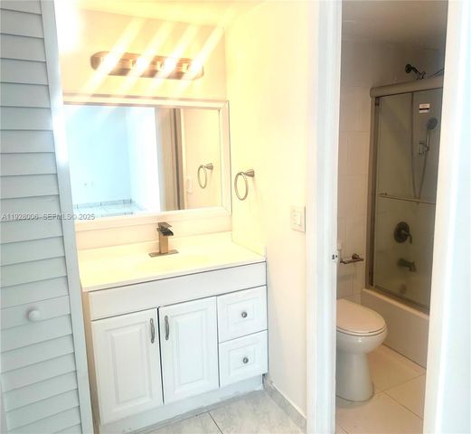 250 180th Dr 254, Sunny Isles Beach, FL 33160