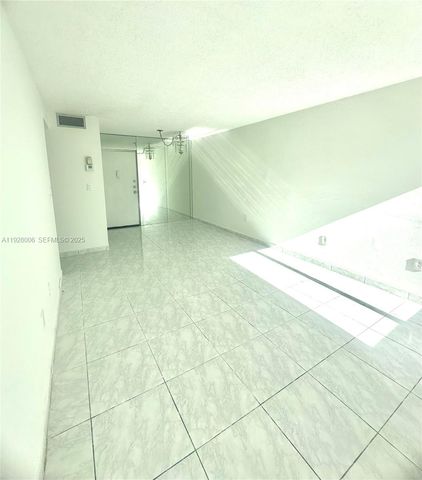250 180th Dr 254, Sunny Isles Beach, FL 33160