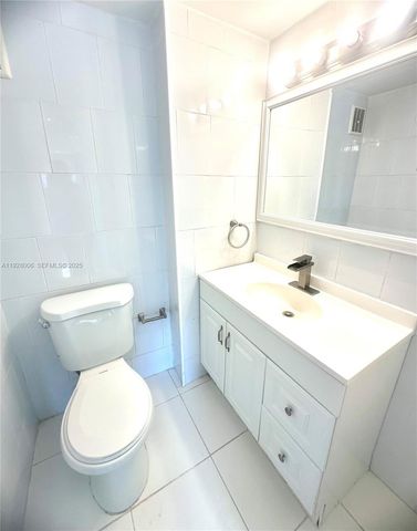 250 180th Dr 254, Sunny Isles Beach, FL 33160