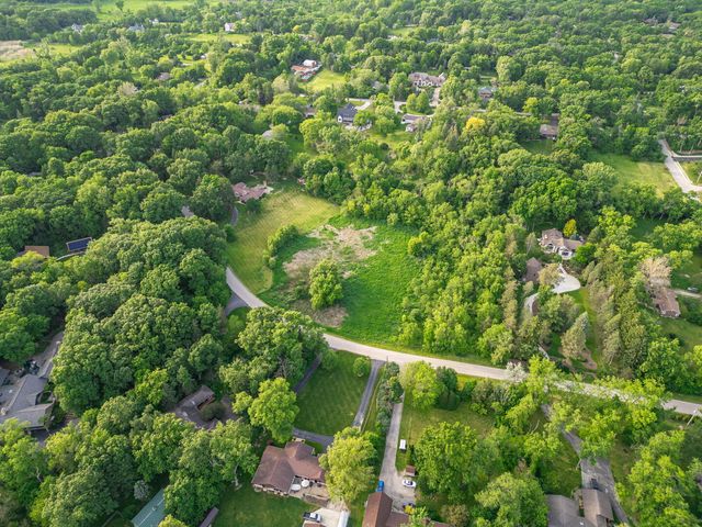 14556 W Hickory Avenue, Lemont, IL 60439