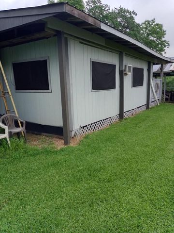 6004 Pine Street, Brazoria, TX 77422