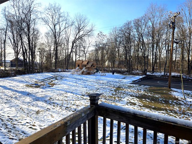 9 Fishkill Glen Drive F, Fishkill, NY 12524