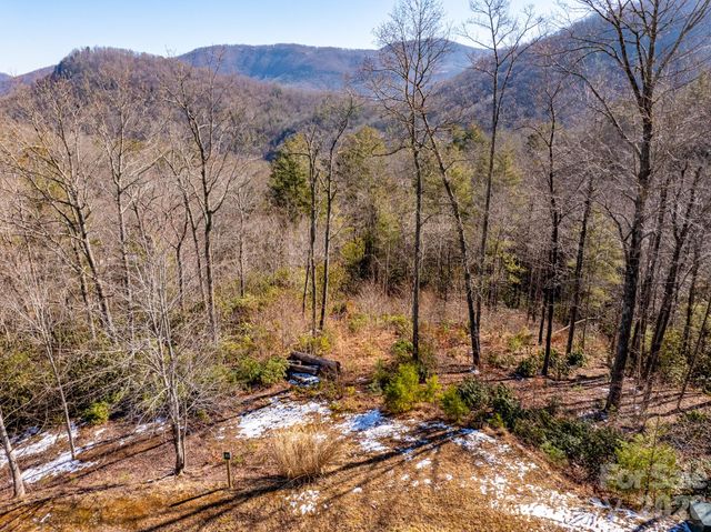 000 Silverglen Way 33, Hendersonville, NC 28792
