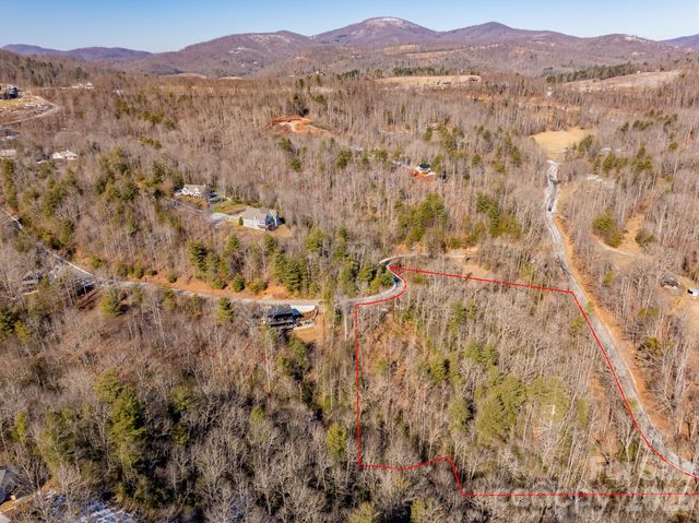 000 Silverglen Way 33, Hendersonville, NC 28792