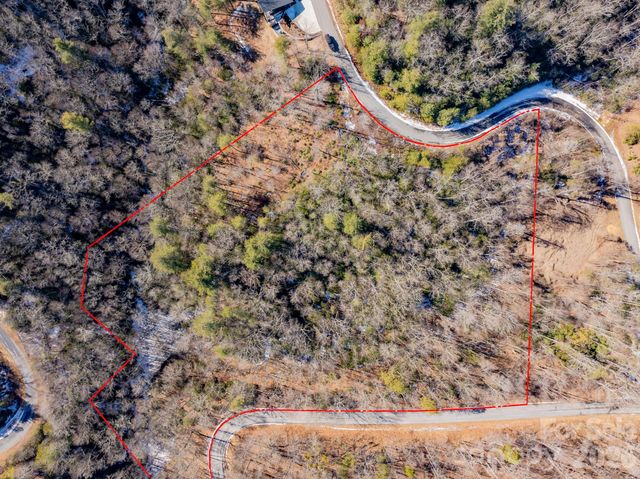 000 Silverglen Way 33, Hendersonville, NC 28792