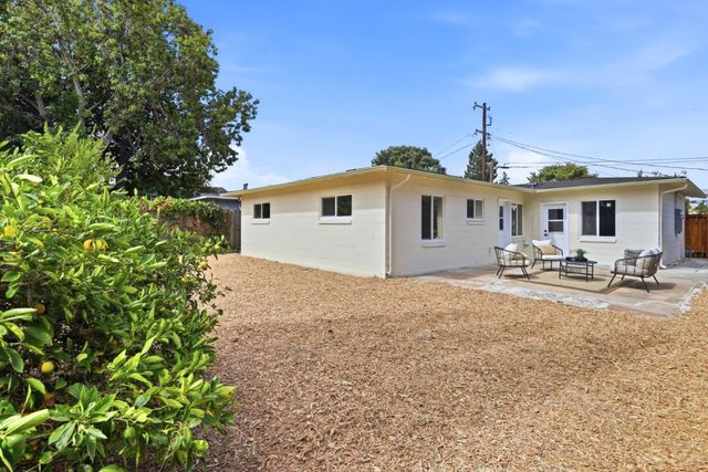 568 Madrone Avenue, Sunnyvale, CA 94085
