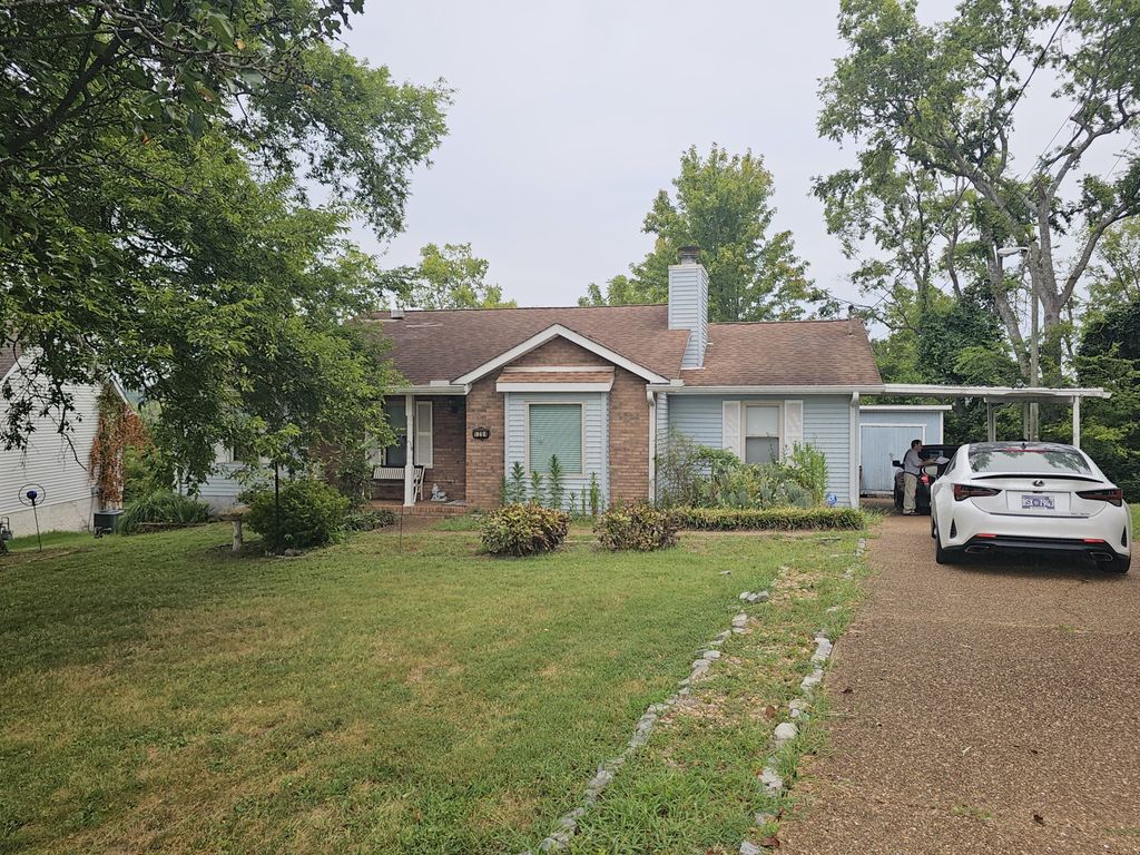 1204 Bellshire Terrace Dr, Nashville, TN 37207