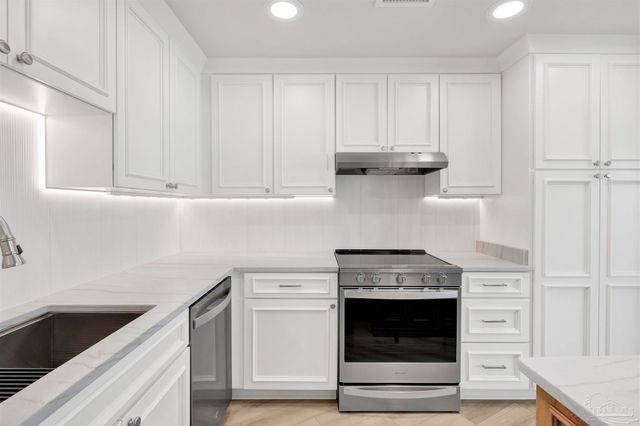 1 Portofino Dr 507, Pensacola Beach, FL 32561