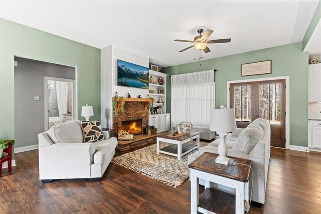 117 Barnwood Drive, Rockmart, GA 30153