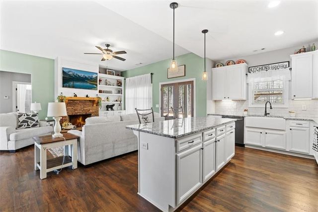 117 Barnwood Drive, Rockmart, GA 30153