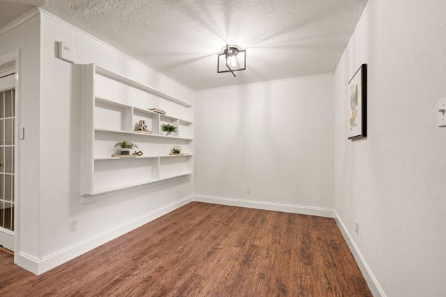 421 Crosstimber Drive, Hurst, TX 76053