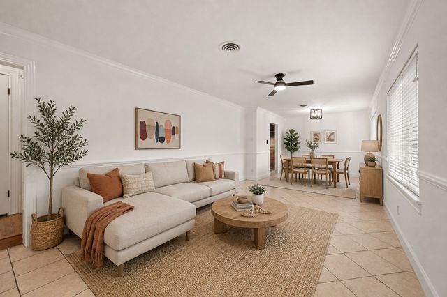 421 Crosstimber Drive, Hurst, TX 76053