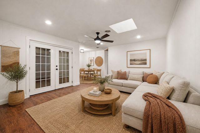 421 Crosstimber Drive, Hurst, TX 76053