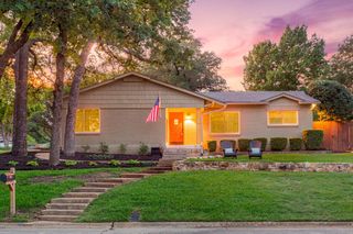 421 Crosstimber Drive, Hurst, TX 76053