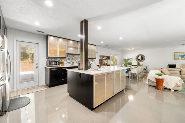 3514 NW 12TH AVENUE, Gainesville, FL 32605