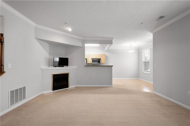 507 Sonie Dr, Ohio Twp, PA 15143