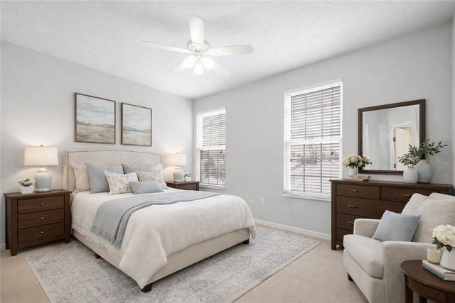 507 Sonie Dr, Ohio Twp, PA 15143