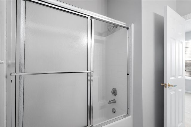 507 Sonie Dr, Ohio Twp, PA 15143