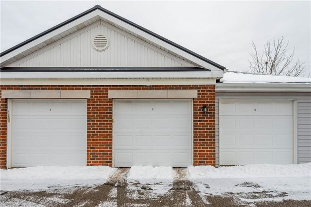 507 Sonie Dr, Ohio Twp, PA 15143