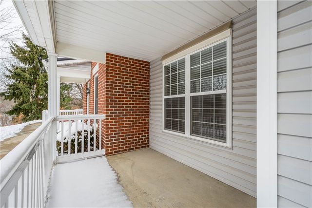 507 Sonie Dr, Ohio Twp, PA 15143