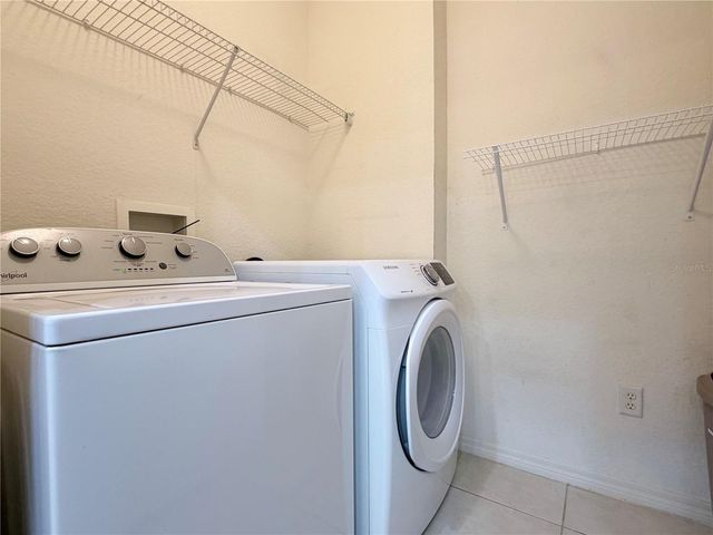 2334 GRAND CENTRAL PARKWAY 17, Orlando, FL 32839