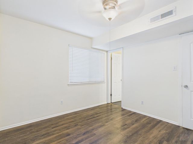 1106 W 22nd ST 5, Austin, TX 78705
