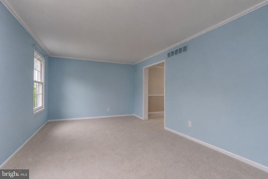 507 PERRY DR, MOUNT LAUREL, NJ 08054 — photo 5