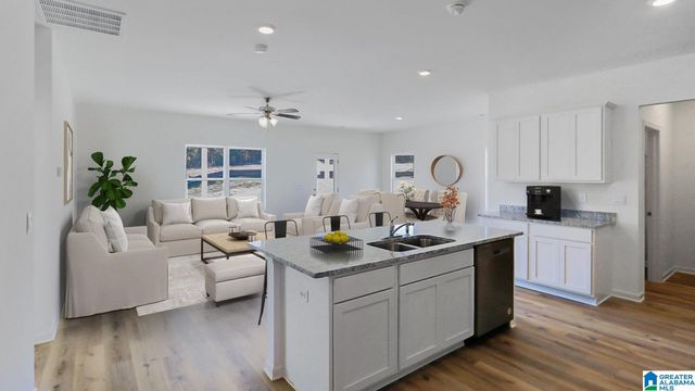 1083 GADWALL DRIVE, Alabaster, AL 35007