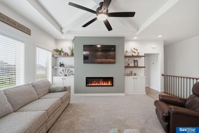 1107 Asher Avenue, Hickman, NE 68372