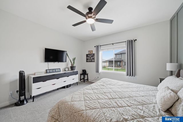 1107 Asher Avenue, Hickman, NE 68372