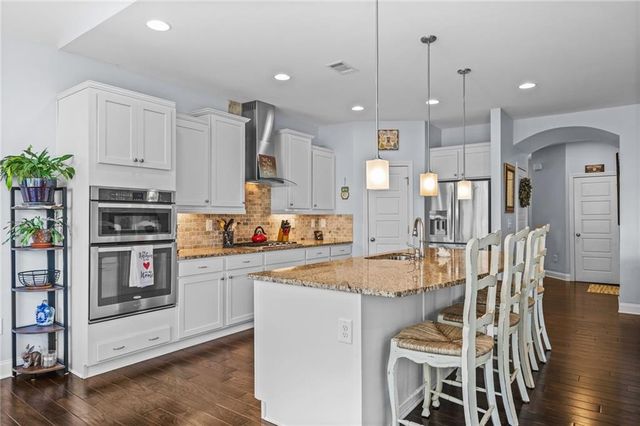 329 Carmichael Circle, Canton, GA 30115