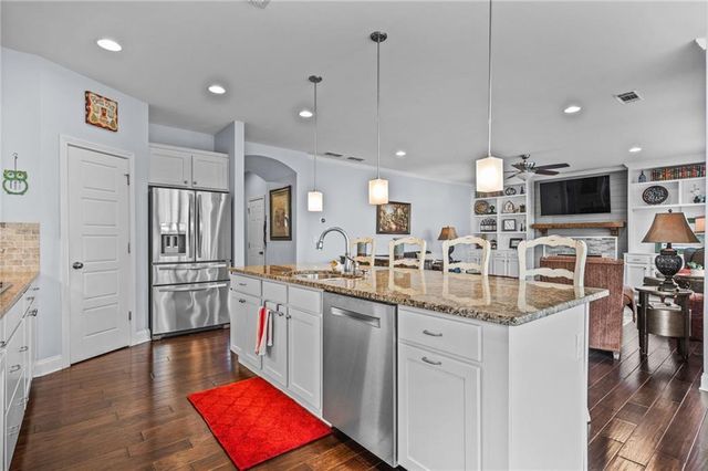 329 Carmichael Circle, Canton, GA 30115