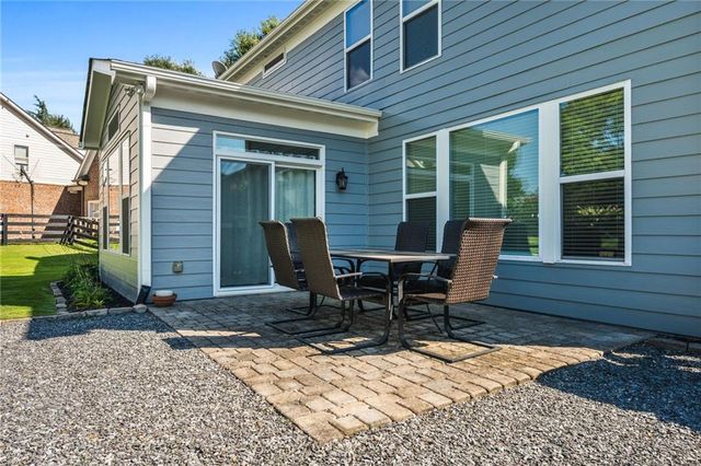 329 Carmichael Circle, Canton, GA 30115