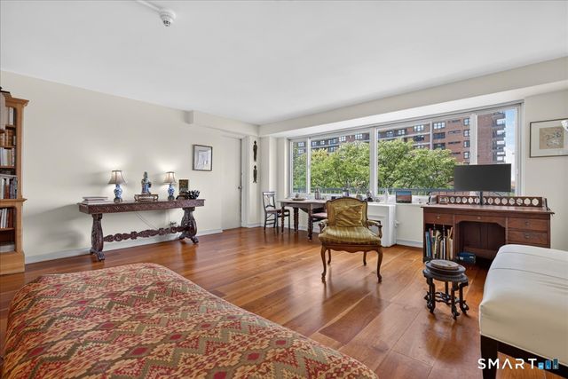 100 York Street 7B, New Haven, CT 06511