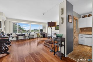 100 York Street 7B, New Haven, CT 06511