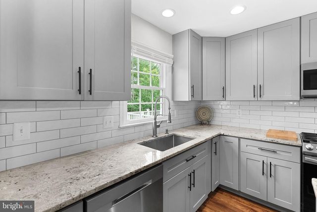43445 LIVERY SQ, Ashburn, VA 20147