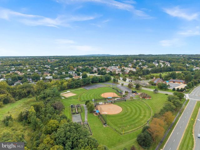 43445 LIVERY SQ, Ashburn, VA 20147