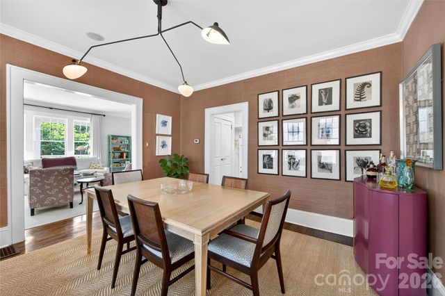 2127 Crescent Avenue, Charlotte, NC 28207