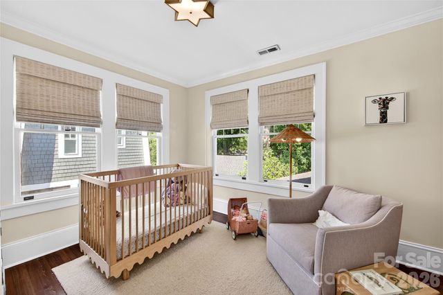 2127 Crescent Avenue, Charlotte, NC 28207